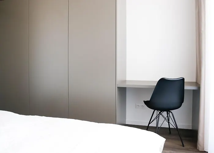 Luxury City-center In - Parking Included Apartman