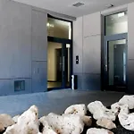 Luxury City-center In - Parking Included * Bratislava