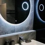 Luxury City-center In - Parking Included * Bratislava